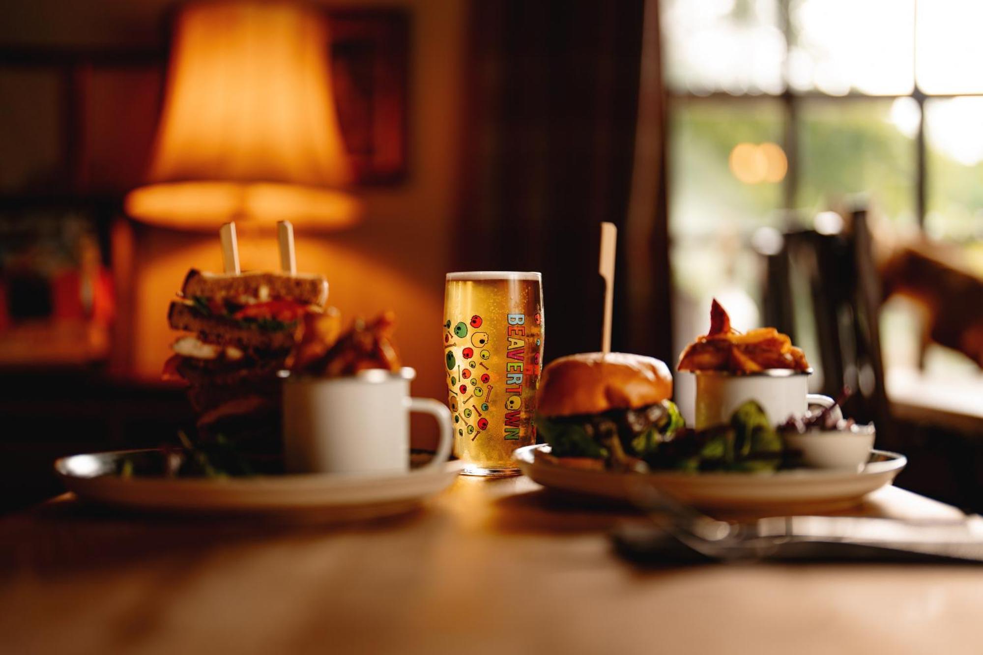Wheatacre White Lion Hotel Burgh Saint Peter Luaran gambar