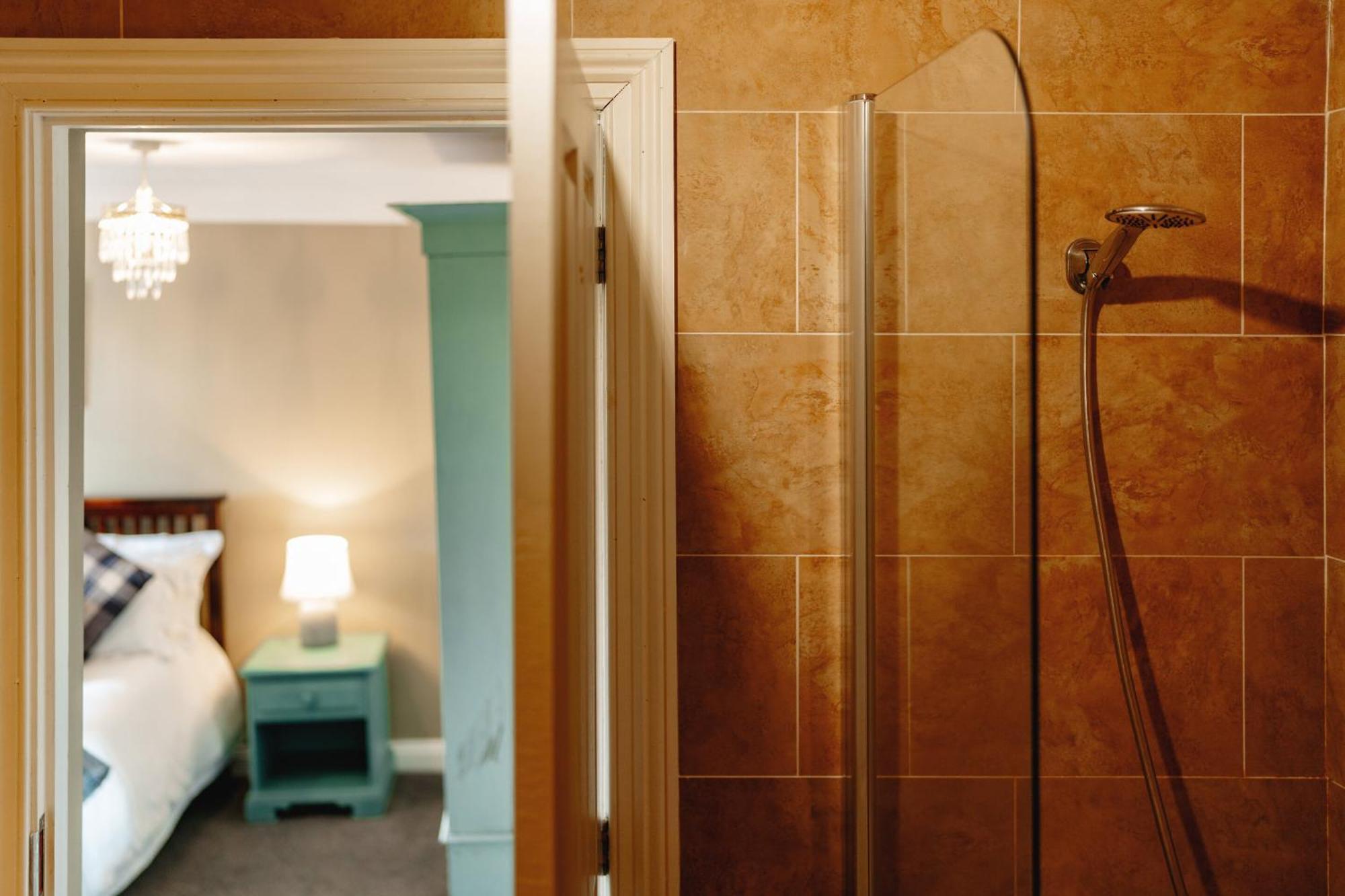 Wheatacre White Lion Hotel Burgh Saint Peter Bilik gambar