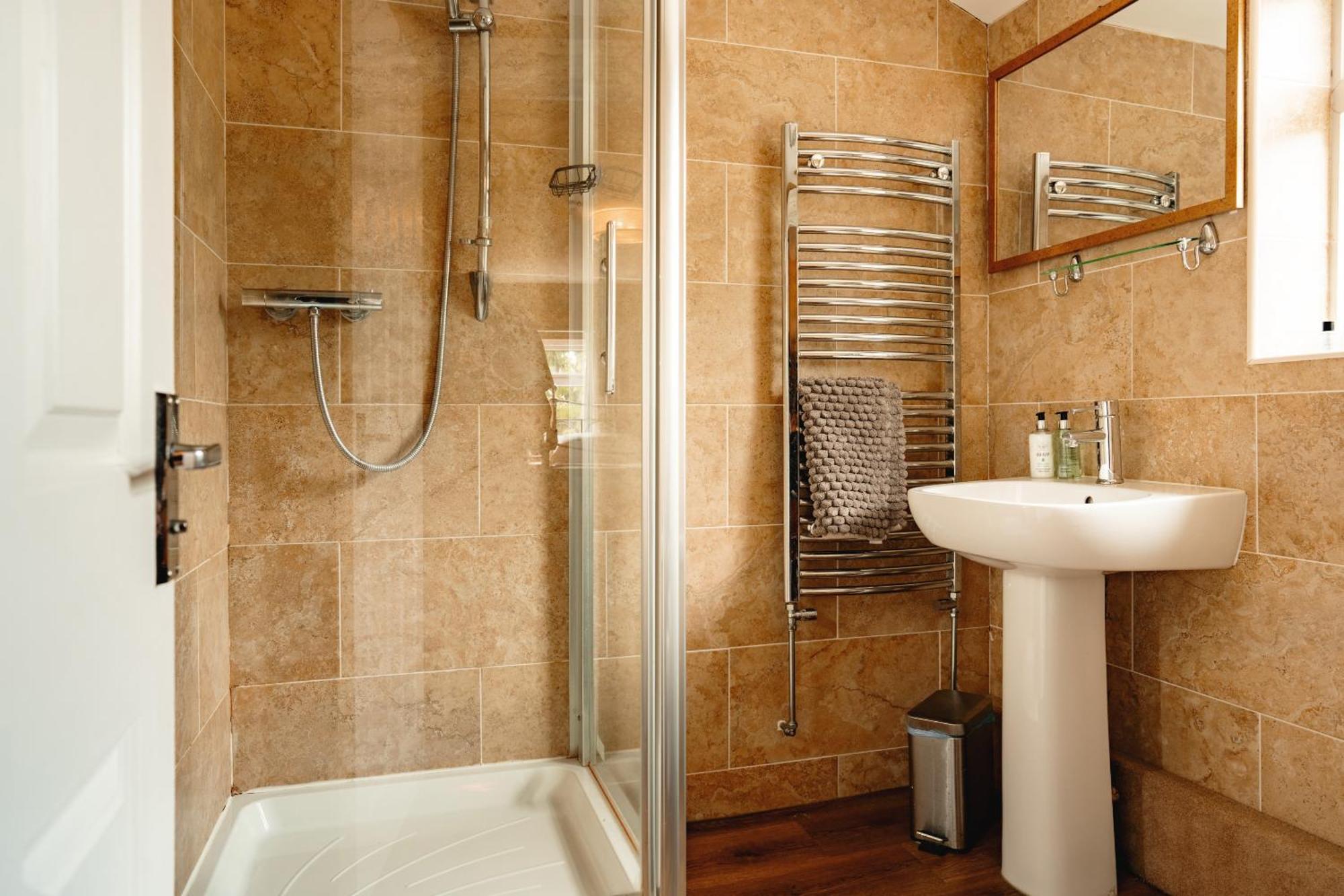 Wheatacre White Lion Hotel Burgh Saint Peter Bilik gambar
